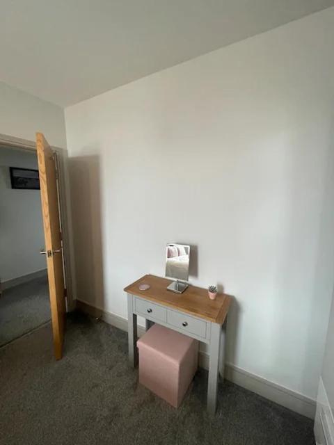 Superb 2 Bedroom Sea View Flat Scarborough Exteriör bild